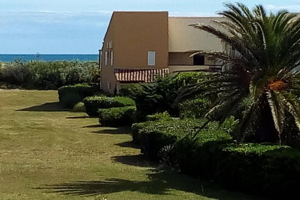 Capao Appartement Climatise Grande Terrasse Place Parking & Piscine Agde Luaran gambar